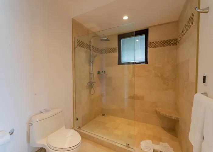 360 Splendor 104a-ocean View 2 Br Condo-breakfast Included! Playa Flamingo