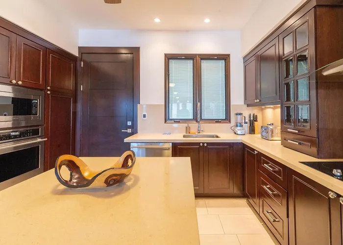 360 Splendor 104a-ocean View 2 Br Condo-breakfast Included! Playa Flamingo