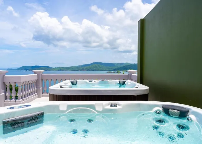 360 Splendor 104a-ocean View 2 Br Condo-breakfast Included! Playa Flamingo